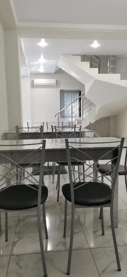 Hotel Гостевой Дом Атакар Gagry Zewnętrze zdjęcie